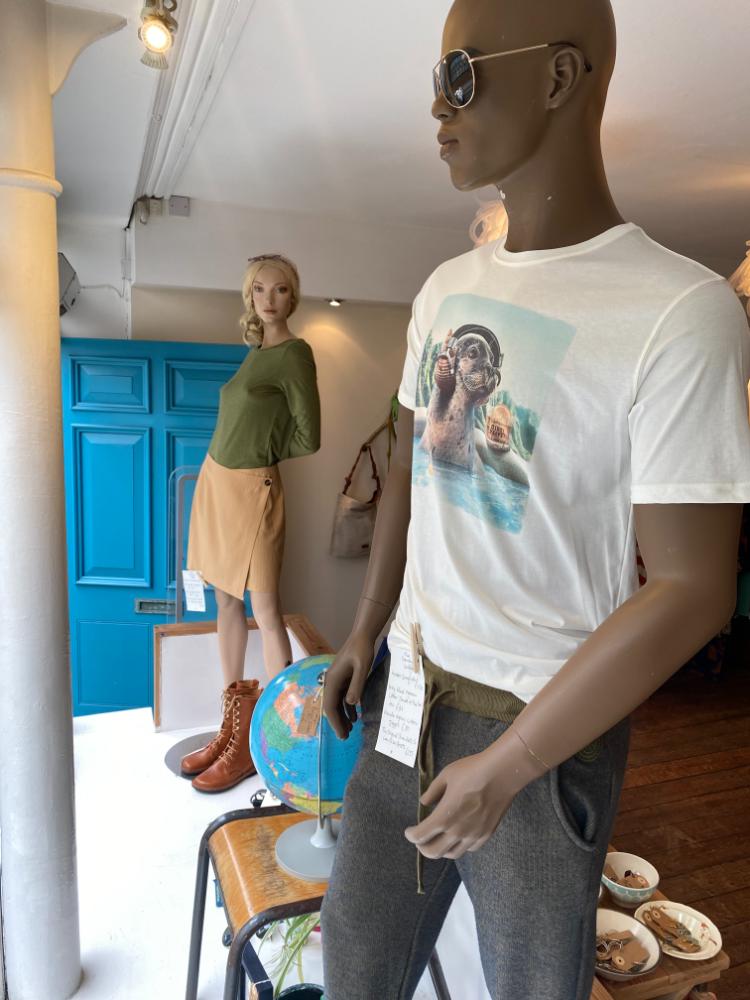 Dirty Velvet 'Sounds of the Sea' T-shirt - Image 3