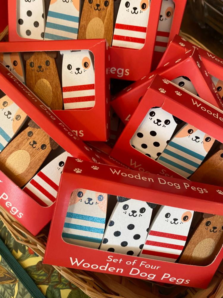 Rex wooden dog pegs - Image 2