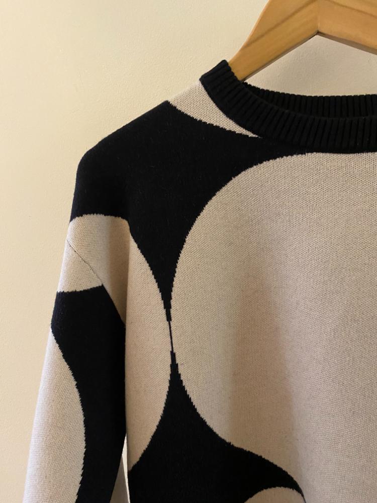 Skatie Giant Circle Sweater - Image 3