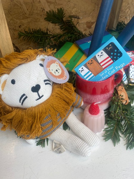 Rex Knitted Lion Soft Toy
